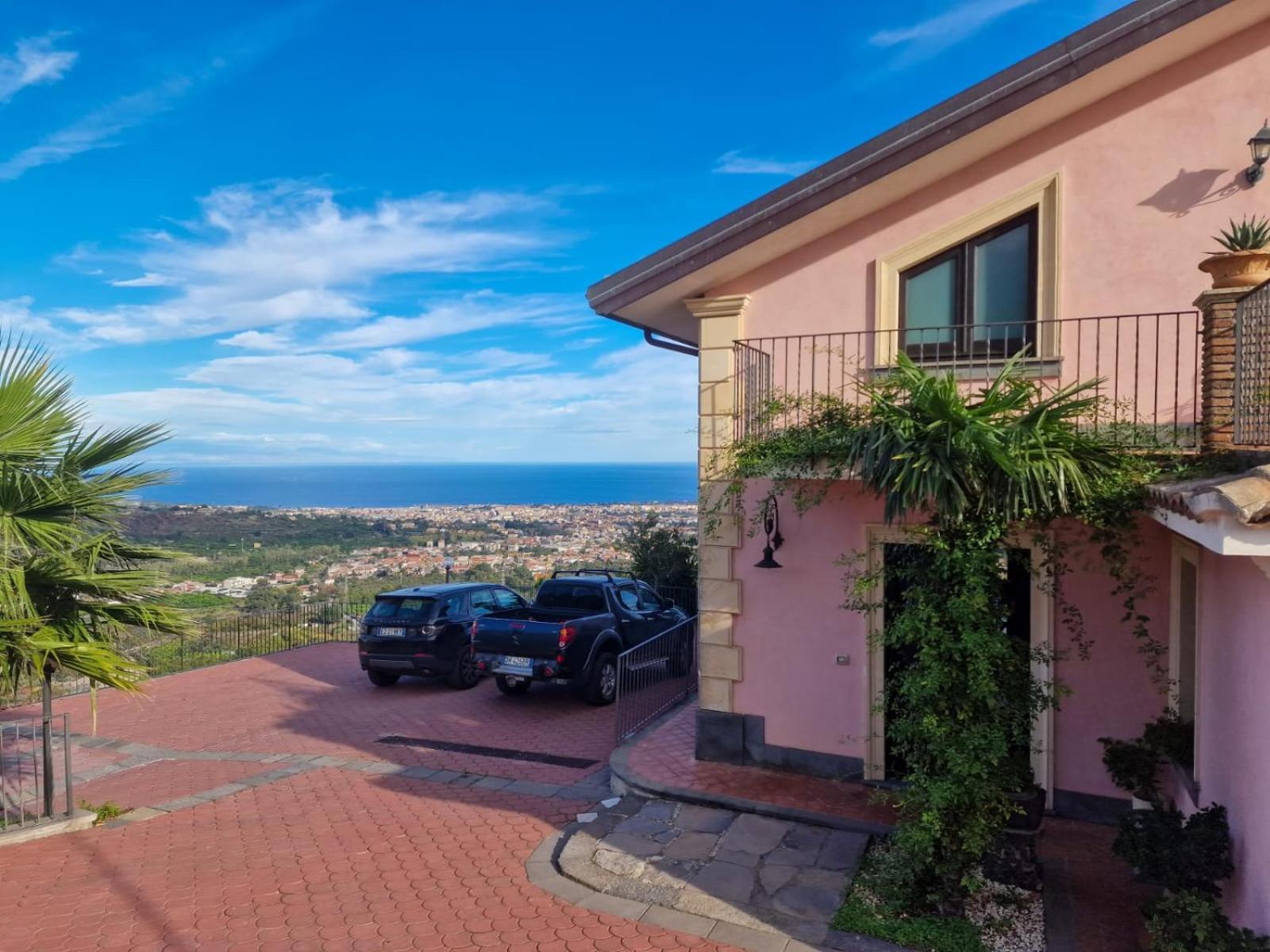 Villa Panoramica Dell'Etna SantʼAlfio Екстериор снимка